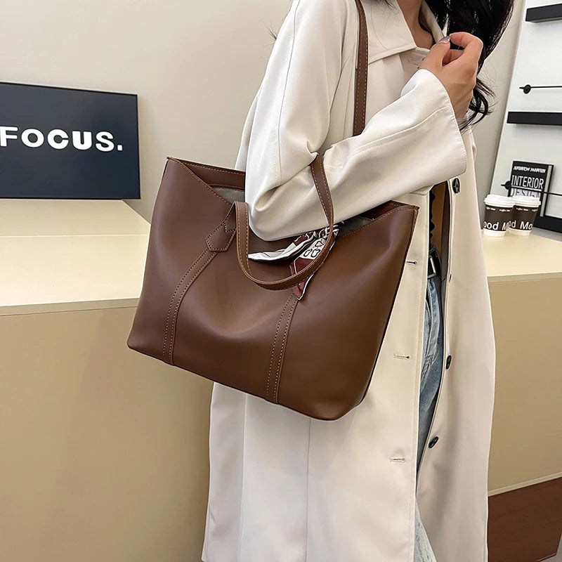 Women's bag New summer black handbag large capacity shoulder bag niche commuter woman bag Tote bag