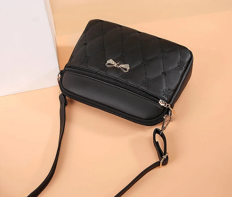 New Arrival Simple Shoulder Bags for Women Embroidery Heart Crossbody Purse Female Leather Black Handbag Small Messenger Bag