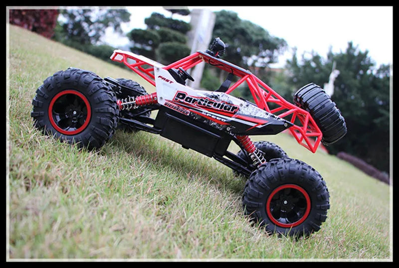 Nya 4WD RC-bilar terrängfjärrkontroll Buggy Truck Racing Drift med LED-ljus RTR-fordon för barnleksakspresenter