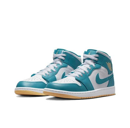 Nike Air Jordan 1  Medium Cut Basketball Shoes