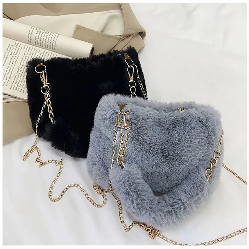 Fashion Women Fluffy Shoulder Bag – Winter Chain Underarm Bag med mjukt plyschhandtag