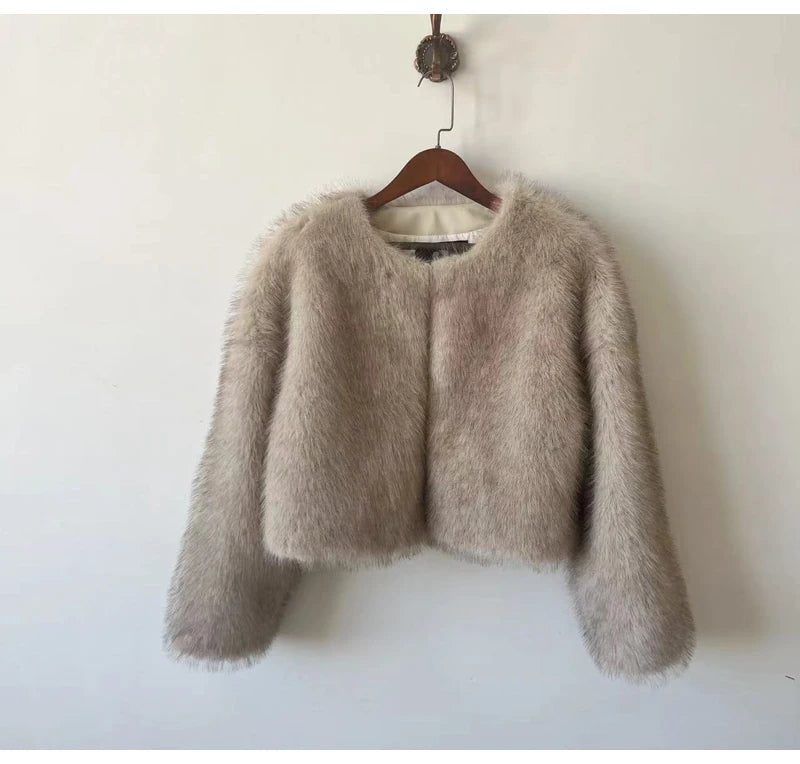 Gradient Cropped Faux Fur Jacka Snygg och fluffig