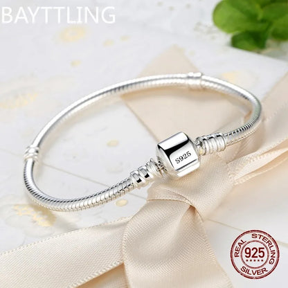 Lyxiga handgjorda ursprungliga fina smycken 925 sterlingsilver berlockarmband mjuka släta ormbensarmband för kvinnor