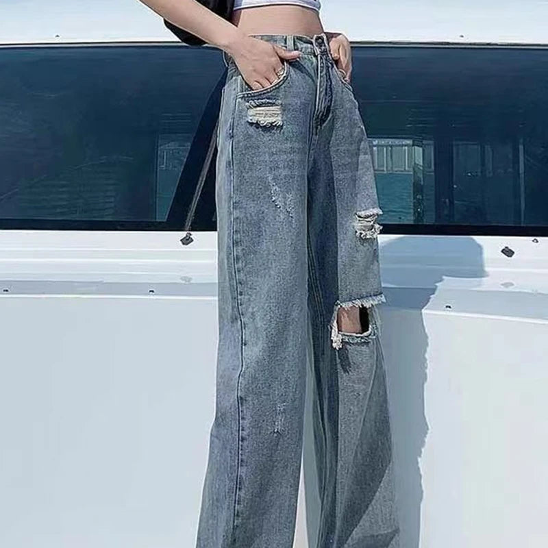 Ripped Wide Leg Jeans with Streetwear Style and Casual Fit