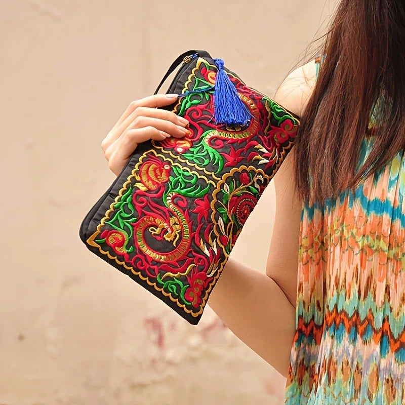 Vintage Ethnic Style Embroidered Wallet – Long Wristlet Clutch Bag with Floral Fabric Design and Phone Pocket