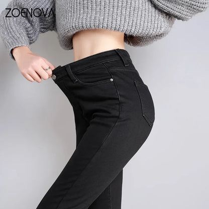 ZOENOVA Kvinnor Tjock sammetsjeans Fleece Varmt koreanskt Mode Hög midja Skinny Elastiska Byxor Jean Casual Legging Vinter 2023