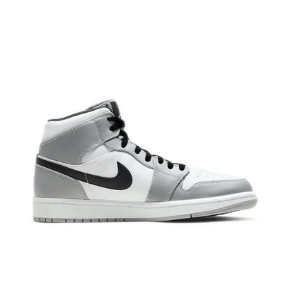 Nike Air Jordan 1  Medium Cut Basketball Shoes