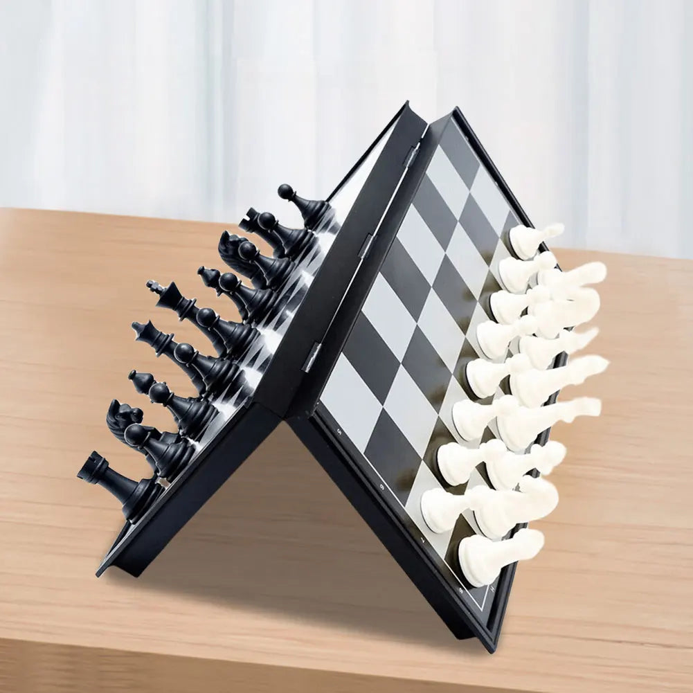 Folding Magnetic Chess Set 19.5x19.5 cm for Beginners and Adults