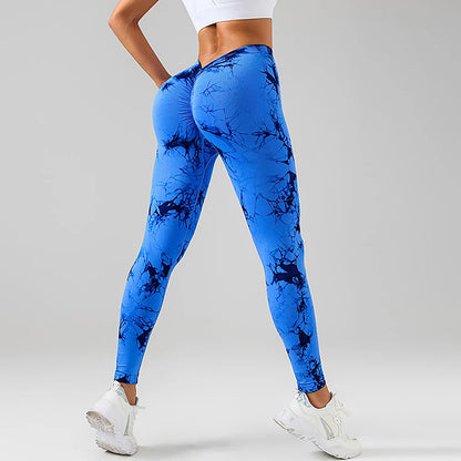 Kvinnors Tie Dye Seamless Leggings med V-rygg och Ruched Design