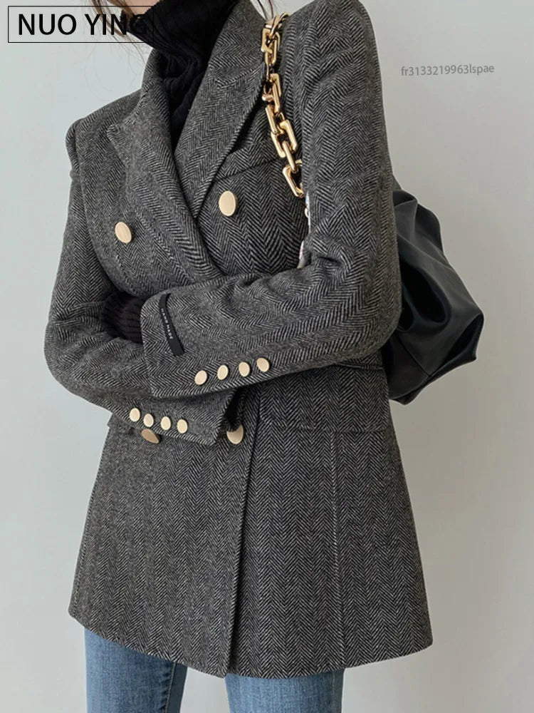 Women's Double Breasted Wool Coat in Solid Color