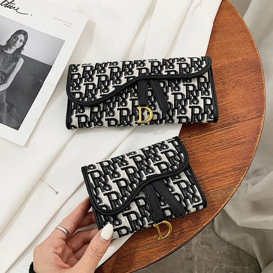 High-quality Fashion Cloth Short Wallet – Female Long Folding Wallet for Multi-cards and Change, Trendy Design.