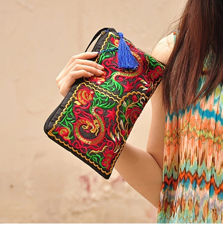 Vintage Ethnic Style Embroidered Wallet – Long Wristlet Clutch Bag with Floral Fabric Design and Phone Pocket