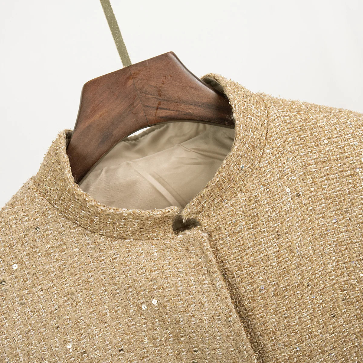 Loose Tweed Sequin Jacket Casual and Elegant