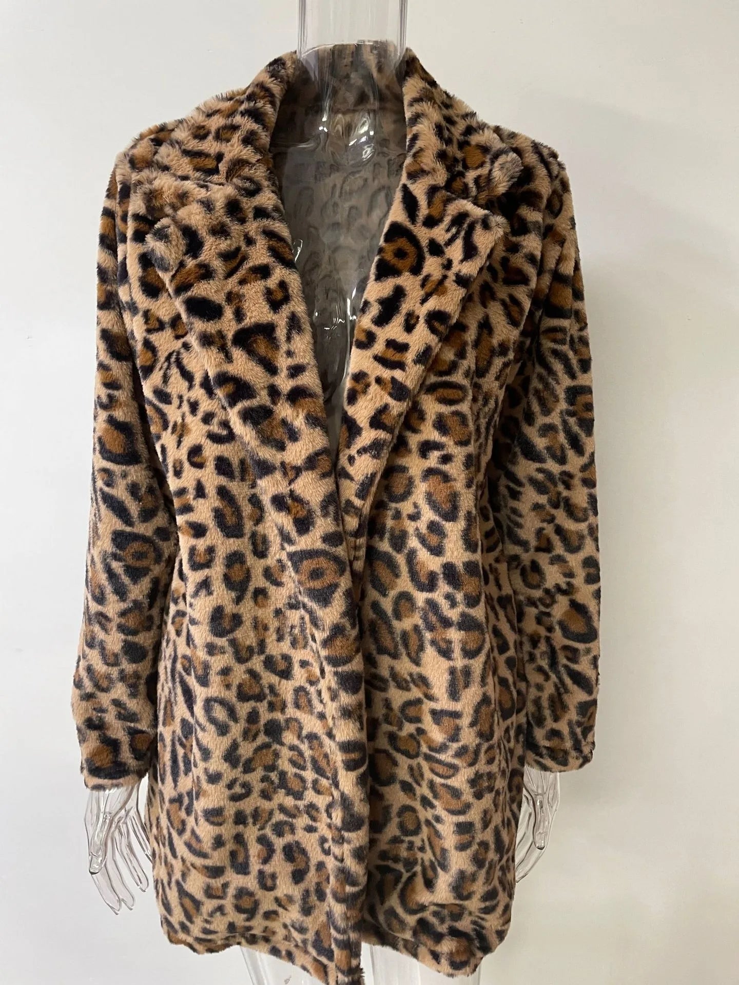 Leopard Print Faux Fur Coat with Pockets Loose and Stylish