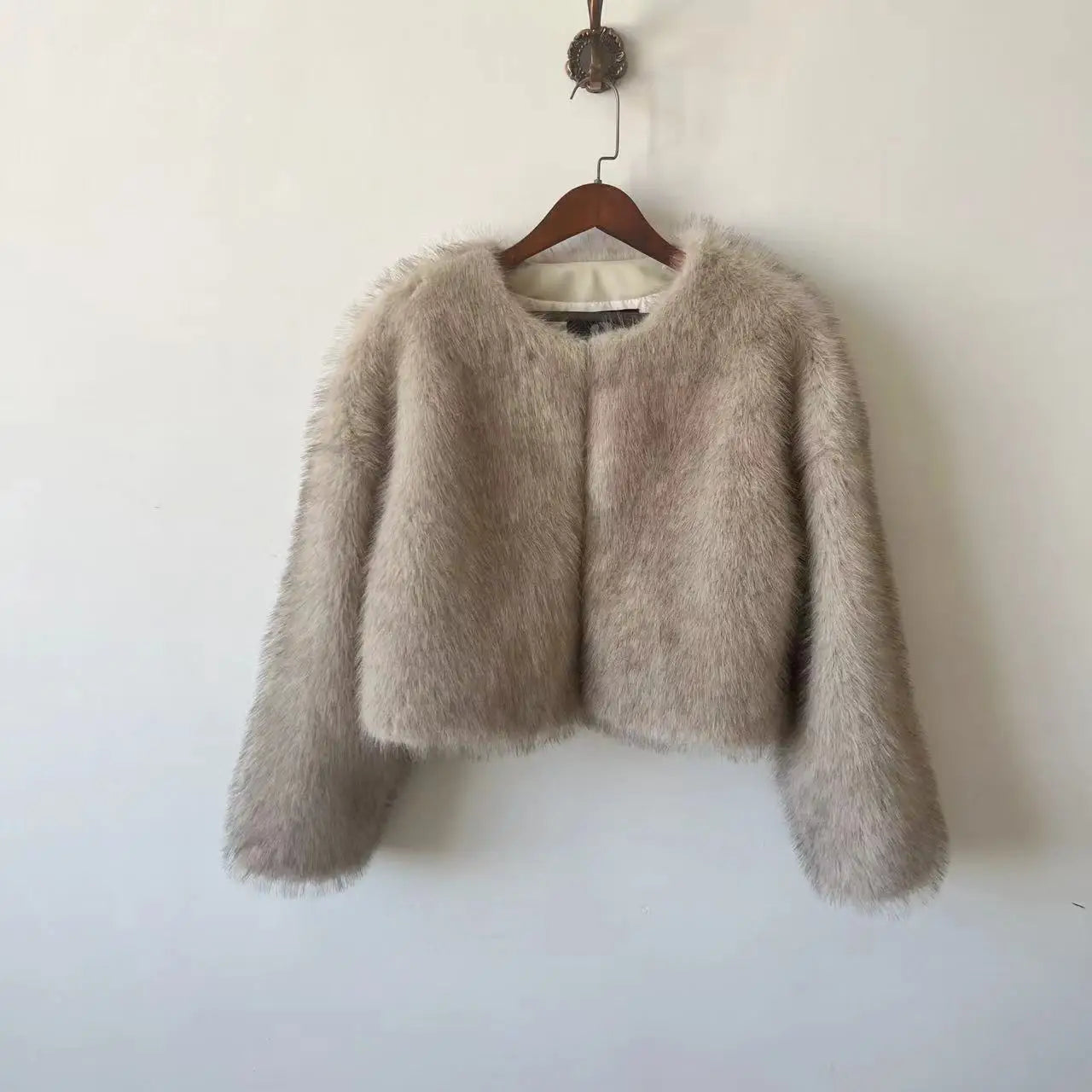 Gradient Cropped Faux Fur Jacka Snygg och fluffig