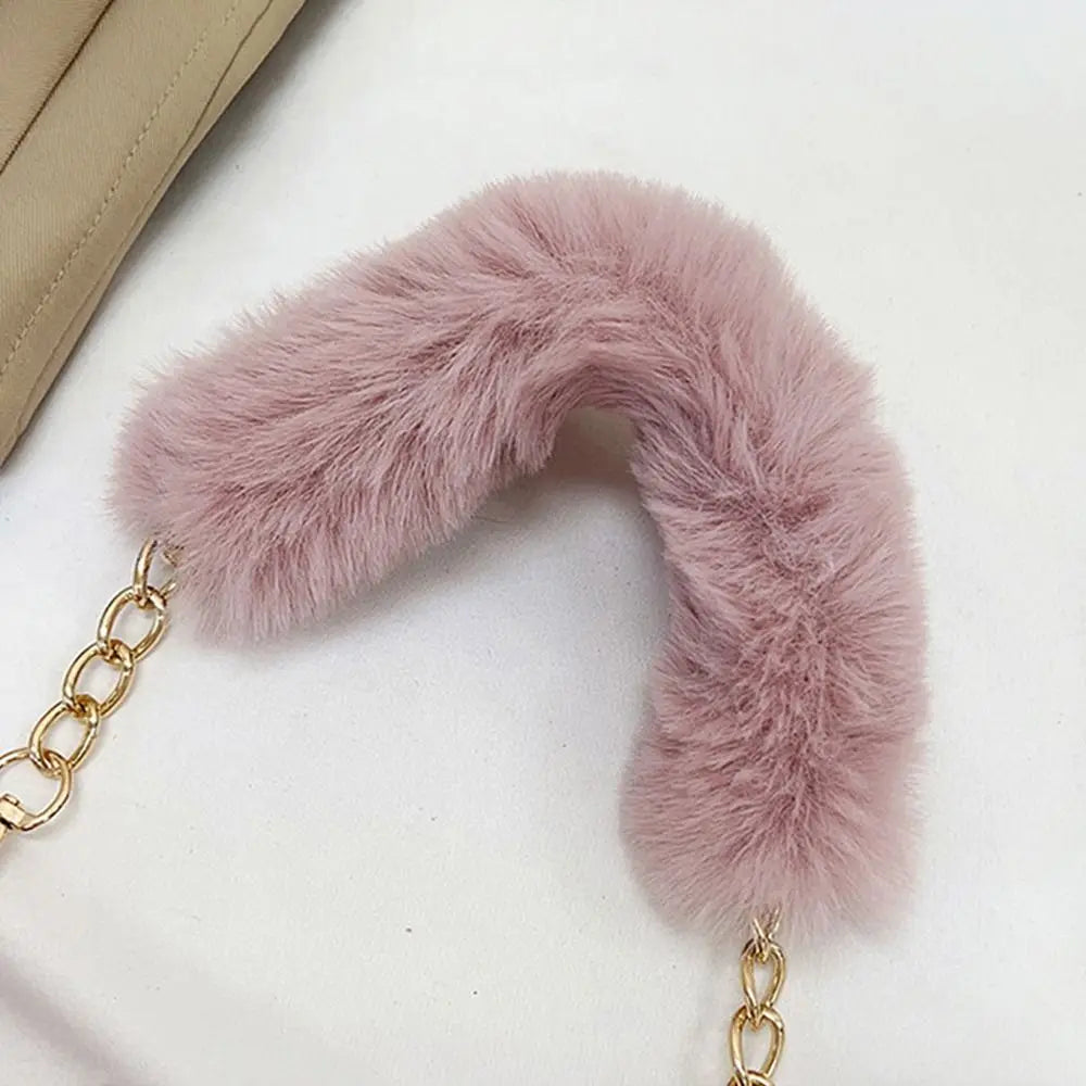 Fashion Women Fluffy Shoulder Bag – Winter Chain Underarm Bag med mjukt plyschhandtag