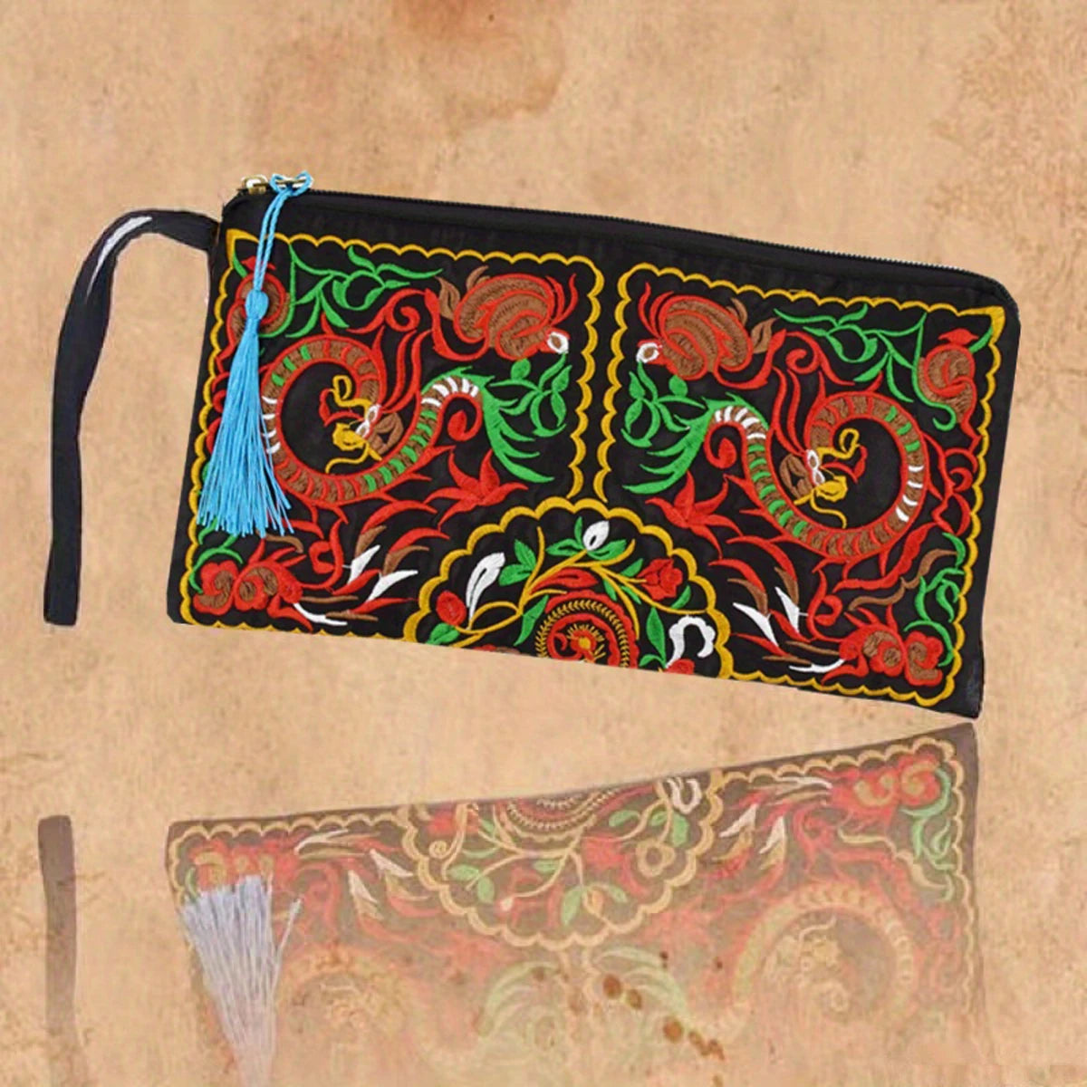 Vintage Ethnic Style Embroidered Wallet – Long Wristlet Clutch Bag with Floral Fabric Design and Phone Pocket