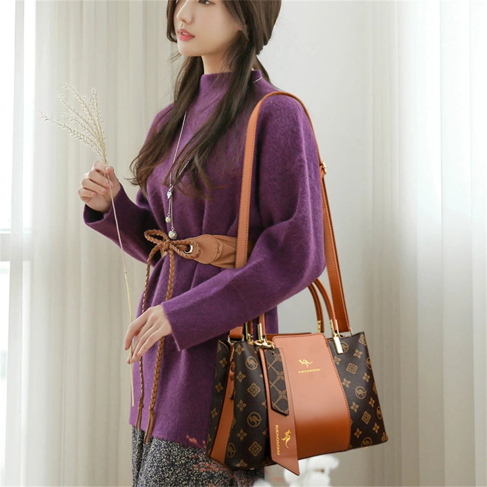 Fashion Handbag: Print, Soft Leather, Leisure Designer