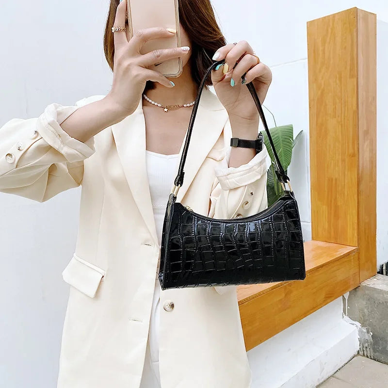 Retro Alligator Pattern Female Small Handbags and Purse – Armpit Shoulder Bags, High-Quality PU Leather Ladies Clutch Totes Bag.